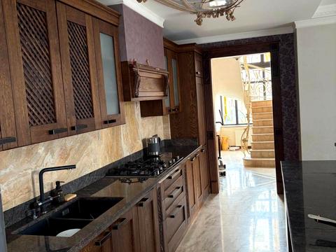 будинок за адресою с. Зимна Вода, Князя Святослава