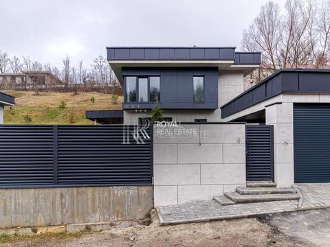 дом по адресу с. Лесники, Ватутина пер.