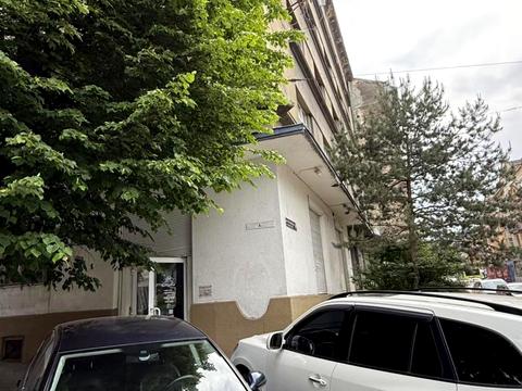 комерційна за адресою Личаківська вул. (), 27