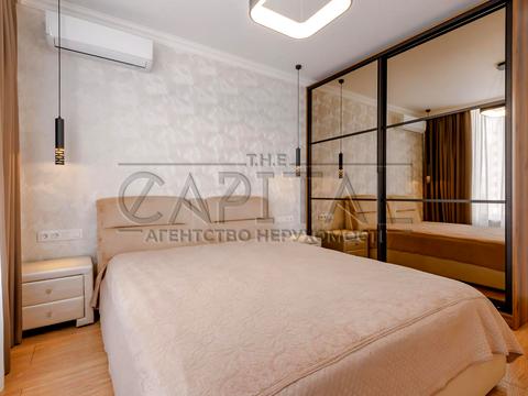 квартира по адресу Любомира Гузара просп. (Космонавта Комарова), 11