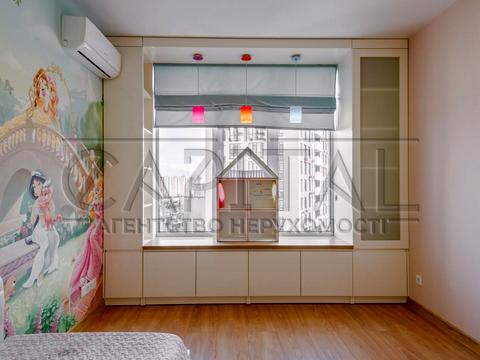 квартира по адресу Любомира Гузара просп. (Космонавта Комарова), 11