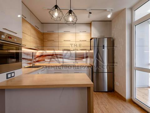 квартира по адресу Любомира Гузара просп. (Космонавта Комарова), 11