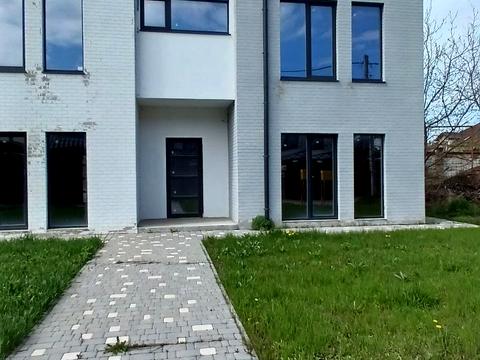 будинок за адресою Салютна вул.