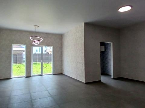 будинок за адресою Салютна вул.