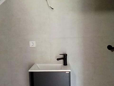 будинок за адресою Салютна вул.