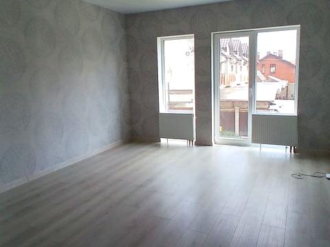 будинок за адресою Салютна вул.