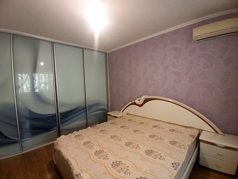 квартира за адресою Анни Ахматової вул., 8