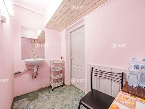 комерційна за адресою Академіка Павлова вул., 160г