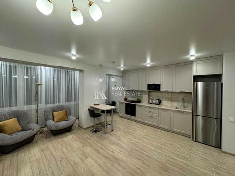 квартира за адресою Михайла Омеляновича-Павленка вул. (Суворова), 13