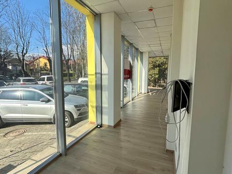 комерційна за адресою Окружна вул., 57а
