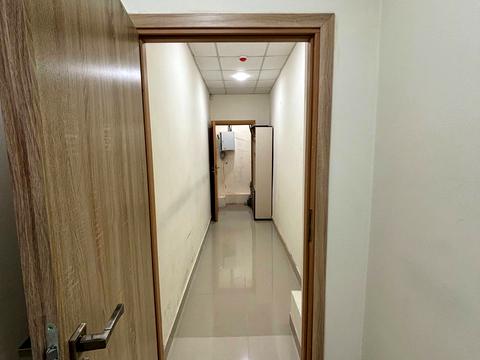 комерційна за адресою Окружна вул., 57а