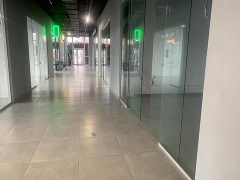 комерційна за адресою Тернопільська вул., 17/2