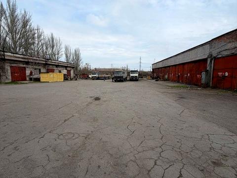 комерційна за адресою Залізорудна вул., 2