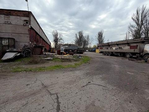 комерційна за адресою Залізорудна вул., 2