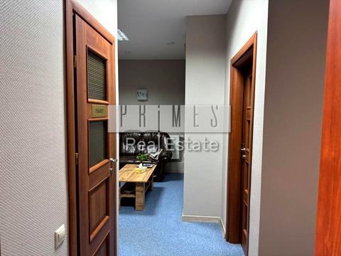 коммерческая по адресу Евгения Коновальца ул. (Щорса), 32-Б