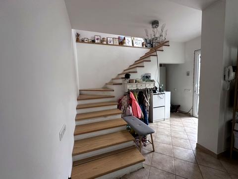 будинок за адресою Дачна