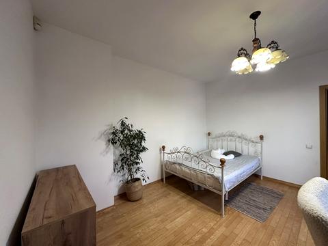 будинок за адресою Дачна