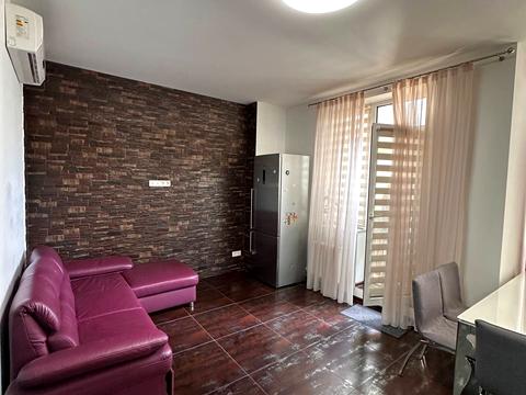 квартира за адресою Перлинна вул., 5A