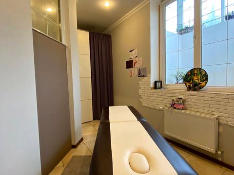 комерційна за адресою Владислава Бувалкіна вул., (Будинок 1)