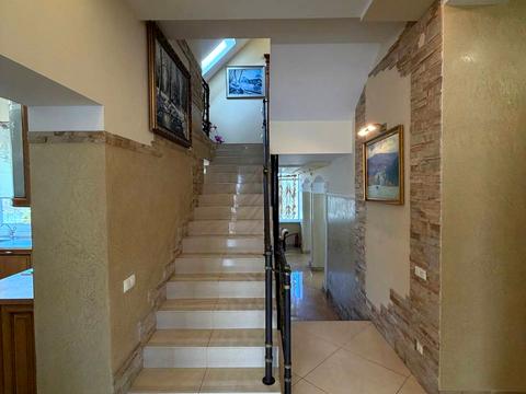 будинок за адресою Винники, Ігоря Білозіра вул., 10