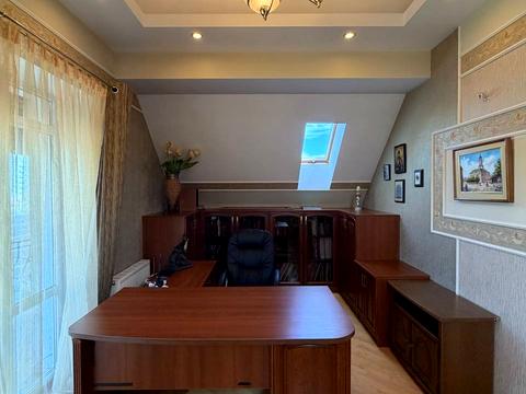 будинок за адресою Винники, Ігоря Білозіра вул., 10