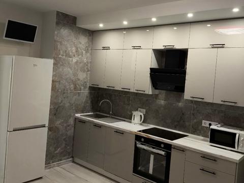 квартира за адресою Салютна вул., 2к1