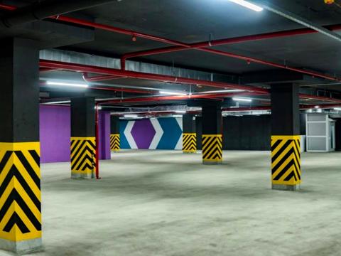 паркомісце за адресою Романа Левицького вул., 2