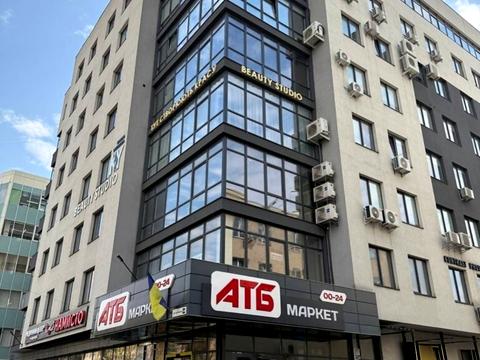 комерційна за адресою Зарічанська вул., 3/4