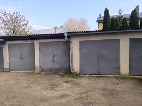 паркомісце за адресою Української Дивізії вул., 8