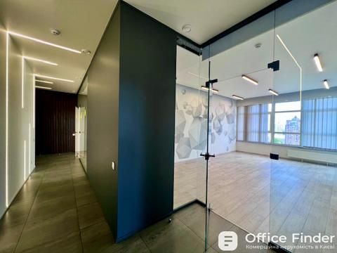 комерційна за адресою Кловський узвіз, 7a