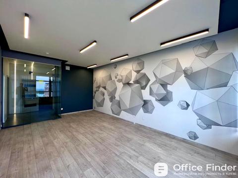 комерційна за адресою Кловський узвіз, 7a