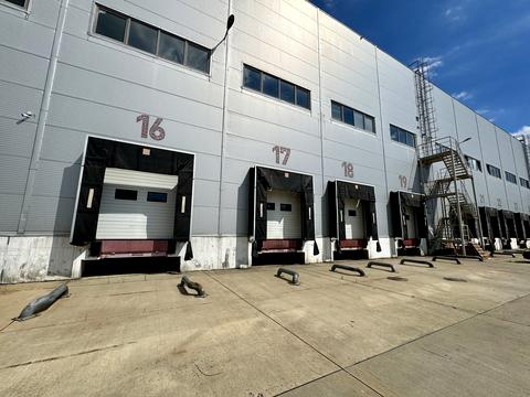 комерційна за адресою Олега Онікієнка вул., 61