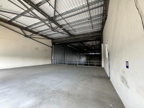 комерційна за адресою Олега Онікієнка вул., 61