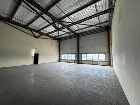 комерційна за адресою Олега Онікієнка вул., 61