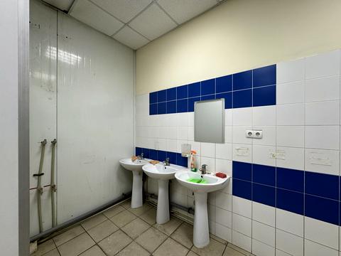 комерційна за адресою Олега Онікієнка вул., 61