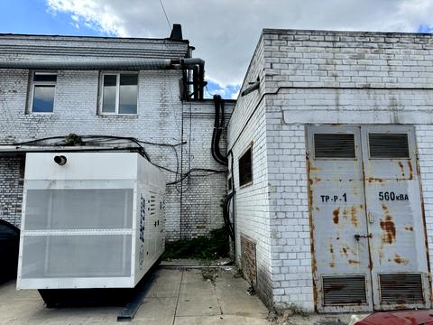 комерційна за адресою Олега Онікієнка вул., 61