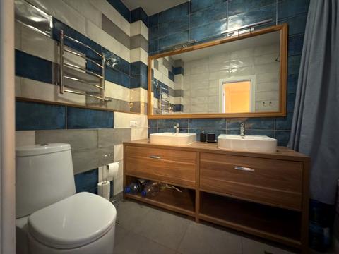 квартира за адресою Академіка Глушкова просп., 9-Г