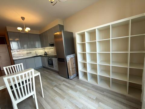 квартира за адресою Академіка Глушкова просп., 9-Г