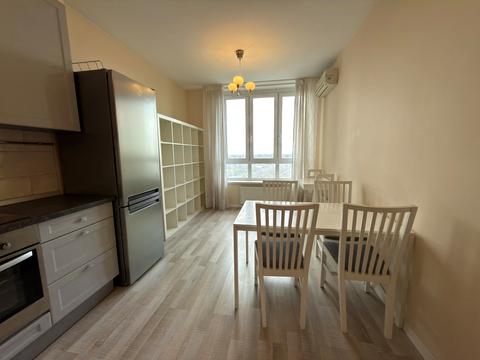 квартира за адресою Академіка Глушкова просп., 9-Г