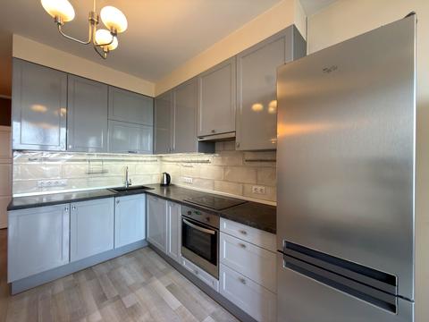 квартира за адресою Академіка Глушкова просп., 9-Г