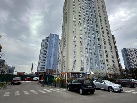 квартира за адресою Академіка Глушкова просп., 9-Г