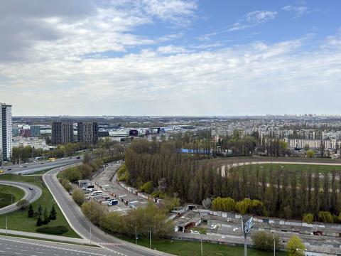 квартира за адресою Академіка Глушкова просп., 9-Г