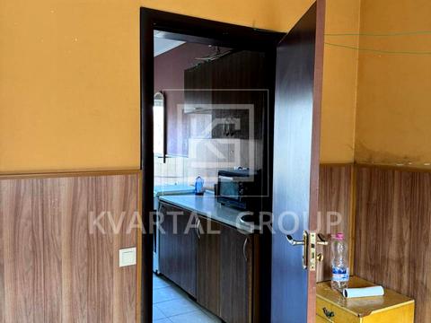 паркомісце за адресою Северинівська вул. (Жовтнева), 46