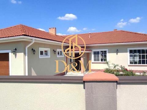 дом по адресу  ул.