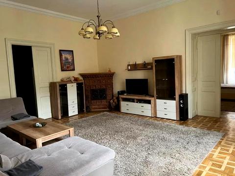 квартира по адресу Гетьмана Дорошенко ул. (Жовтневая), 43