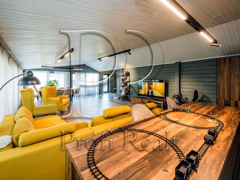 дом по адресу Розкішна вулиця