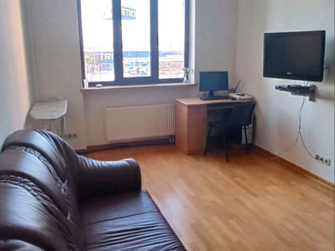 квартира за адресою Довга вул., 35а
