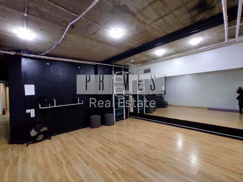 комерційна за адресою Межигірська вул., 25