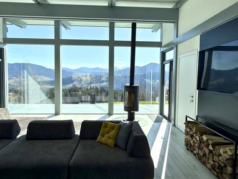 коммерческая по адресу Довбуша, 3