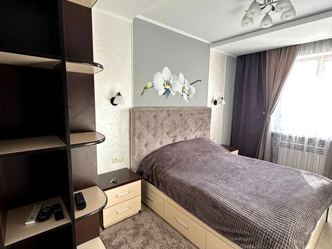 квартира за адресою Володимира Івасюка вул., 19